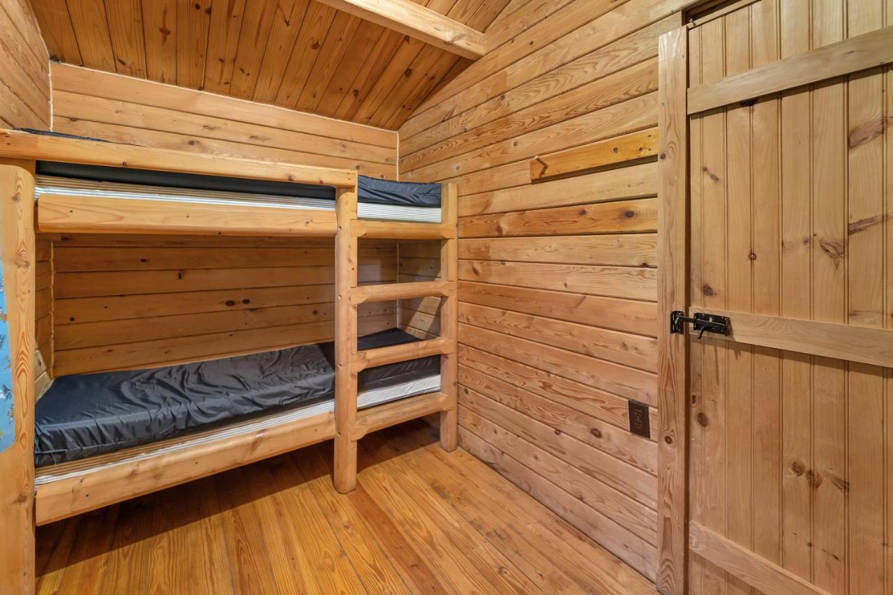 Yogi Bear'S Jellystone Park Camp-Resort Wisconsin Dells Lake Delton ภายนอก รูปภาพ